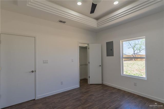 10825 N Sugar Bear Drive, Edinburg, TX 78541