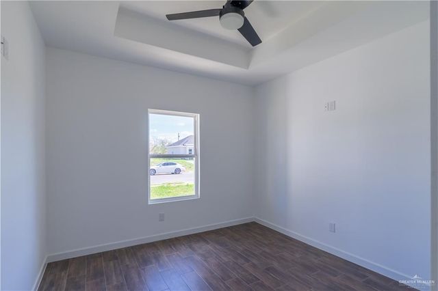 10825 N Sugar Bear Drive, Edinburg, TX 78541