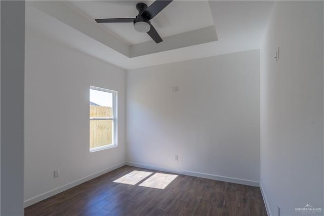 10825 N Sugar Bear Drive, Edinburg, TX 78541