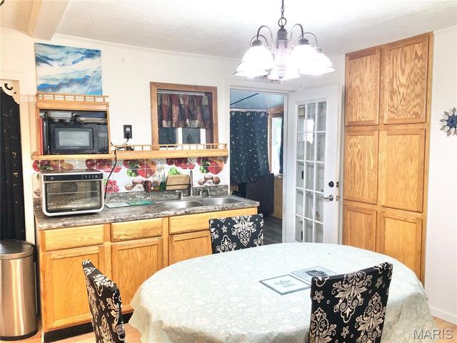 1003 W Ellis Street, Salem, MO 65560