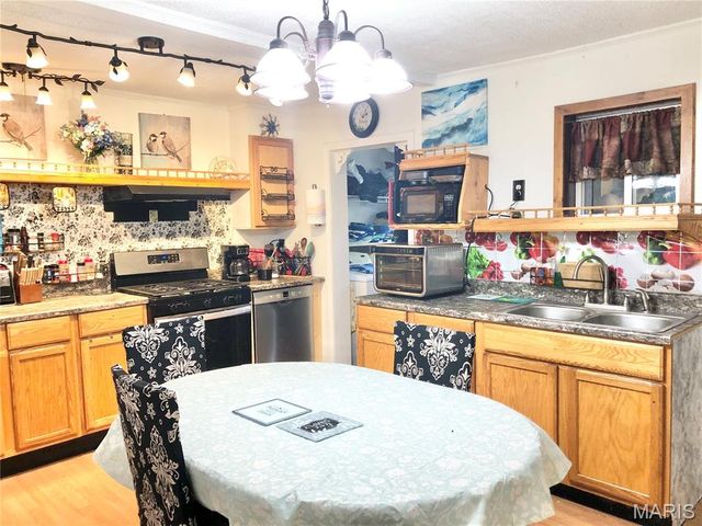 1003 W Ellis Street, Salem, MO 65560