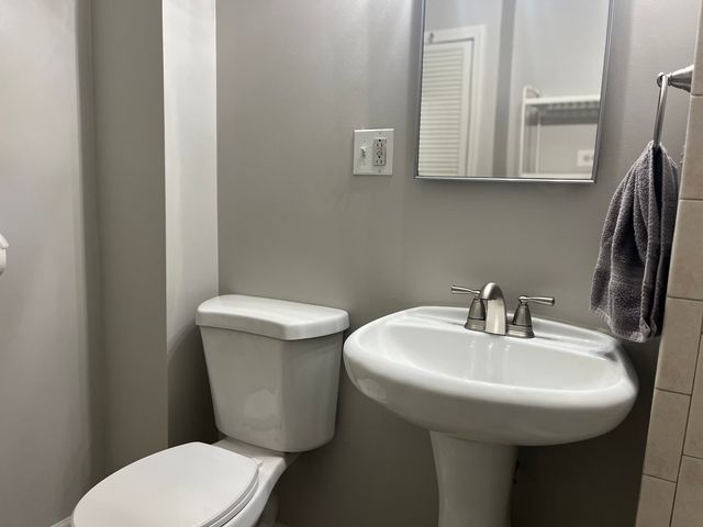 3535 S Lowe Avenue 1, Chicago, IL 60609