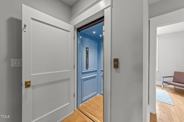 138 S East Street, Raleigh, NC 27601