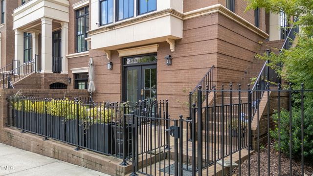 138 S East Street, Raleigh, NC 27601