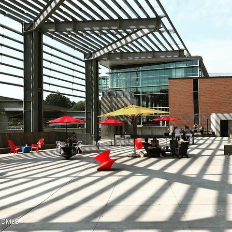 138 S East Street, Raleigh, NC 27601