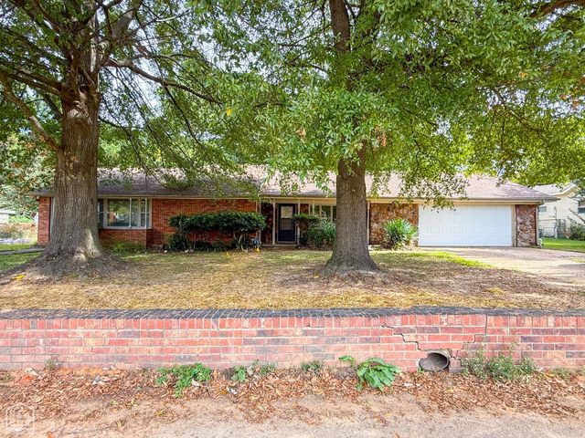 1808 Roy, Jonesboro, AR 72401