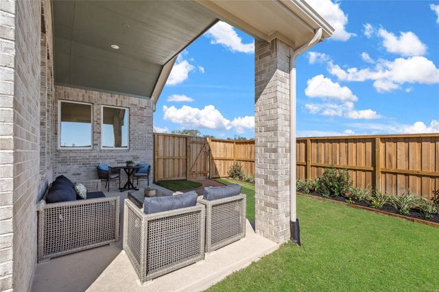 12011 Canal View Boulevard, Mont Belvieu, TX 77523