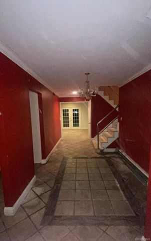 2794 Lincoln Boulevard, Merrick, NY 11566