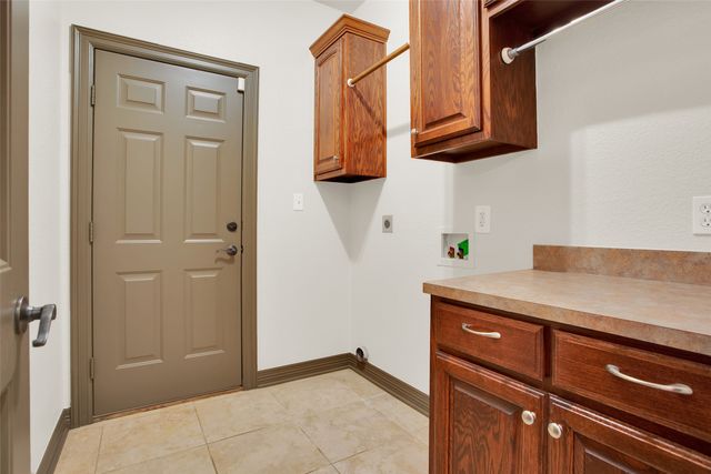 2111 Renaissance Drive, Denison, TX 75020