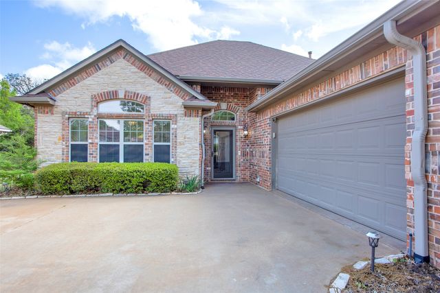 2111 Renaissance Drive, Denison, TX 75020