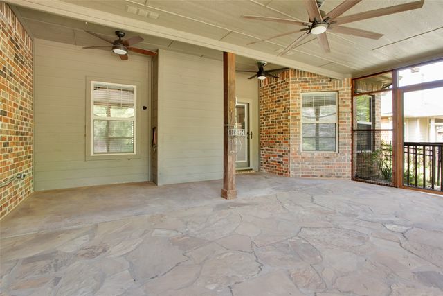 2111 Renaissance Drive, Denison, TX 75020