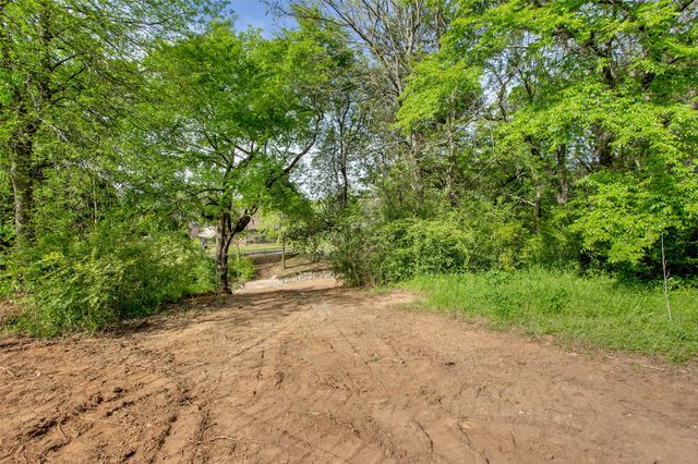 2111 Renaissance Drive, Denison, TX 75020