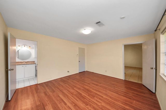 5507 Kuldell Drive, Houston, TX 77096