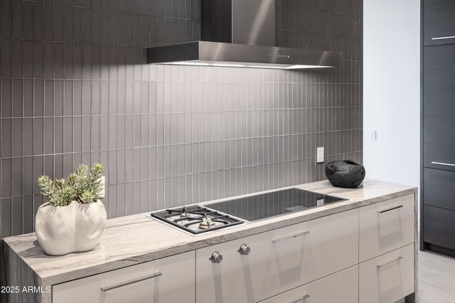 6850 E JOSHUA TREE Lane, Paradise Valley, AZ 85253