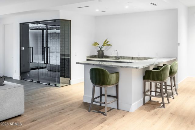 6850 E JOSHUA TREE Lane, Paradise Valley, AZ 85253