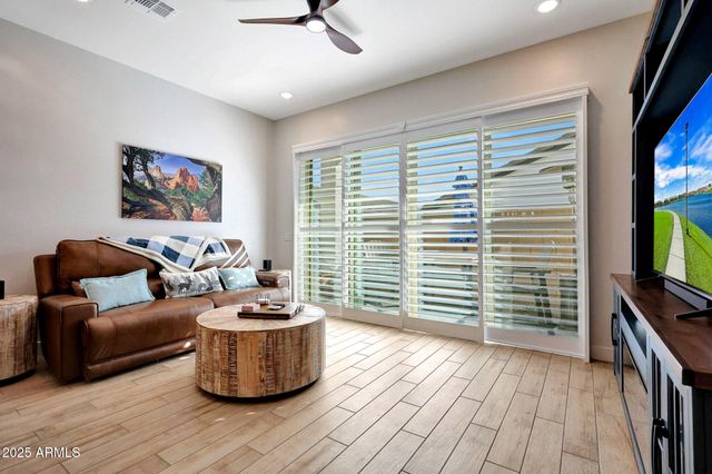 20363 W SELLS Drive, Buckeye, AZ 85396