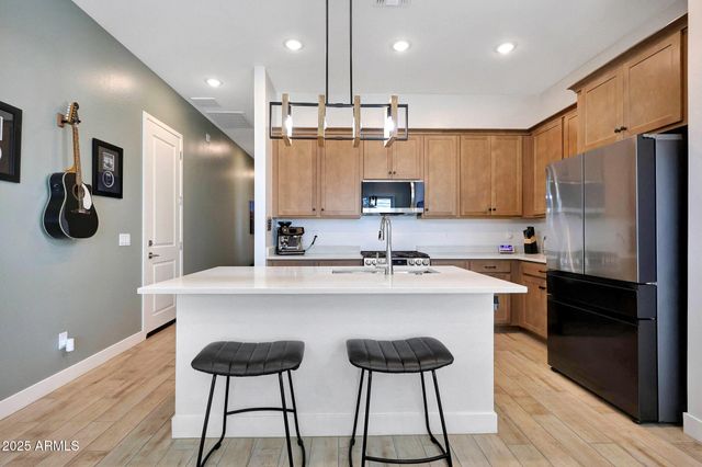 20363 W SELLS Drive, Buckeye, AZ 85396