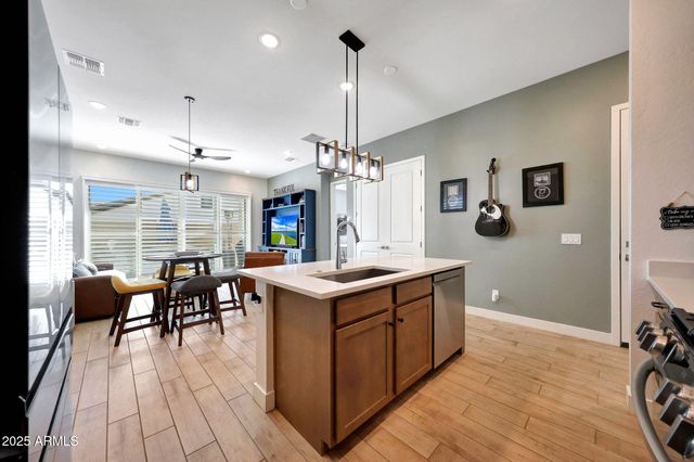 20363 W SELLS Drive, Buckeye, AZ 85396