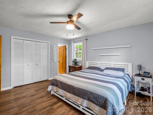 92 Greenwood Acres Drive, Mills River, NC 28759