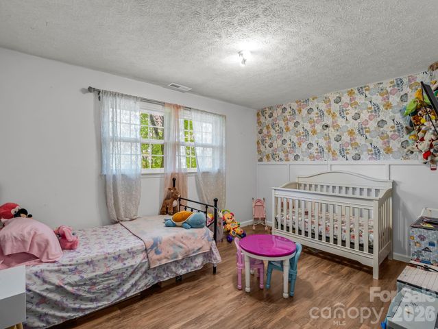 92 Greenwood Acres Drive, Mills River, NC 28759