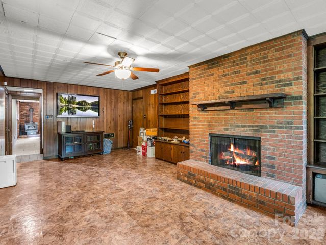 92 Greenwood Acres Drive, Mills River, NC 28759