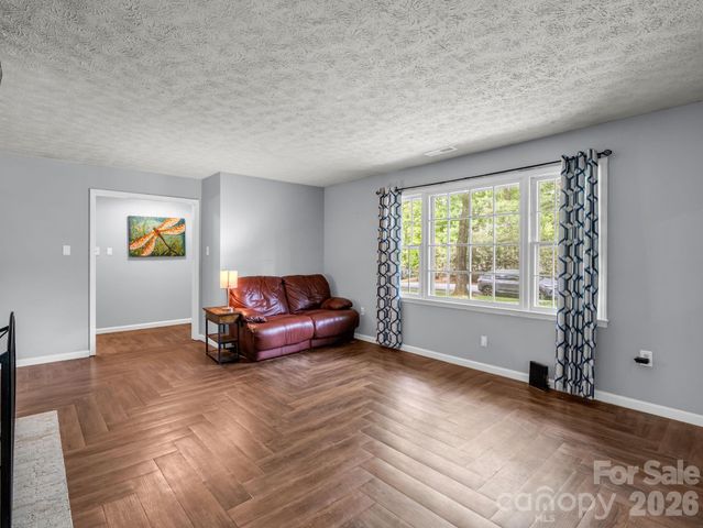 92 Greenwood Acres Drive, Mills River, NC 28759