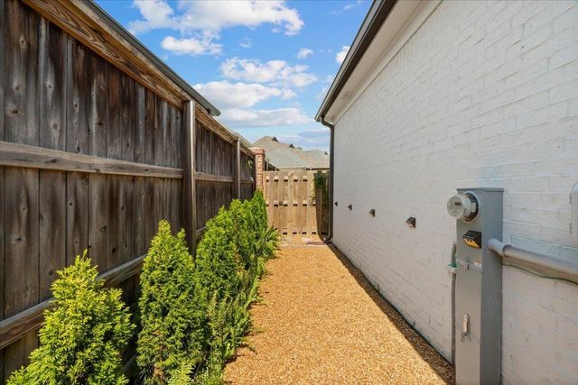 1121 PARK GREEN CV, Memphis, TN 38119