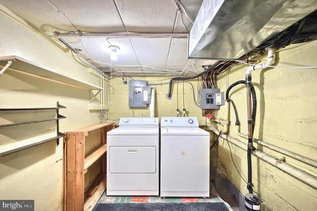 551-2 MCALLISTER ST, Hanover, PA 17331