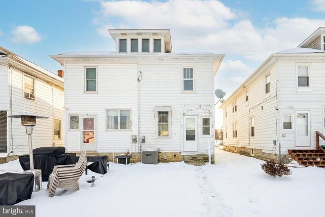 551-2 MCALLISTER ST, Hanover, PA 17331