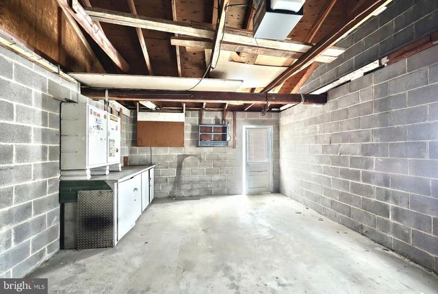 551-2 MCALLISTER ST, Hanover, PA 17331