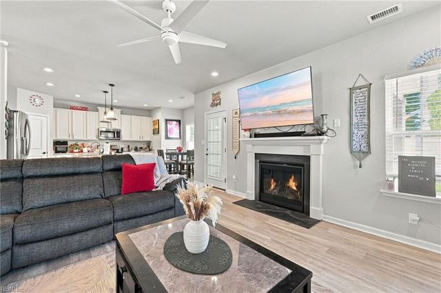 145 Blessing CIR, Suffolk, VA 23434