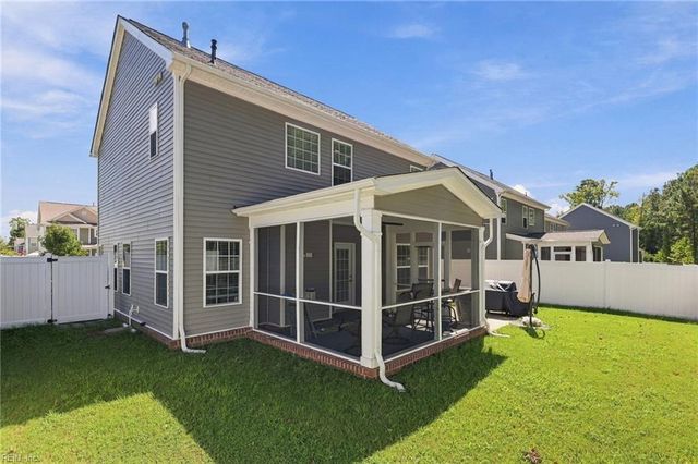 145 Blessing CIR, Suffolk, VA 23434