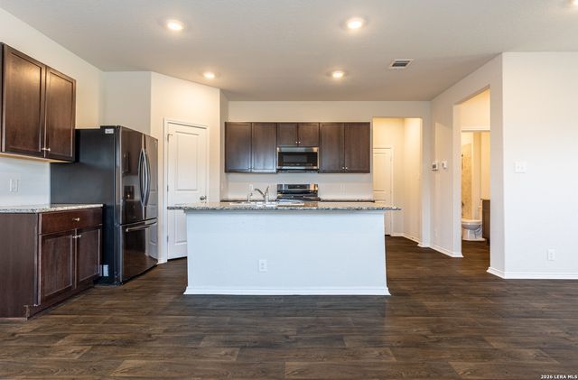 6322 Dabinett, San Antonio, TX 78252