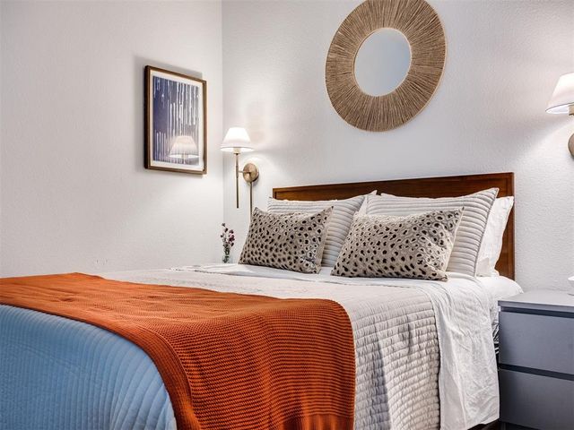 251 W Miller Avenue 102, Stillwater, OK 74075