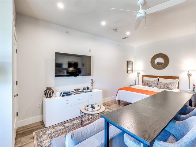 251 W Miller Avenue 102, Stillwater, OK 74075