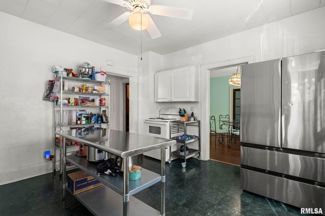 1711 S 5TH Street, Springfield, IL 62703