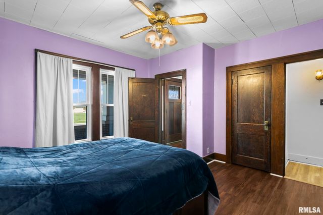 1711 S 5TH Street, Springfield, IL 62703