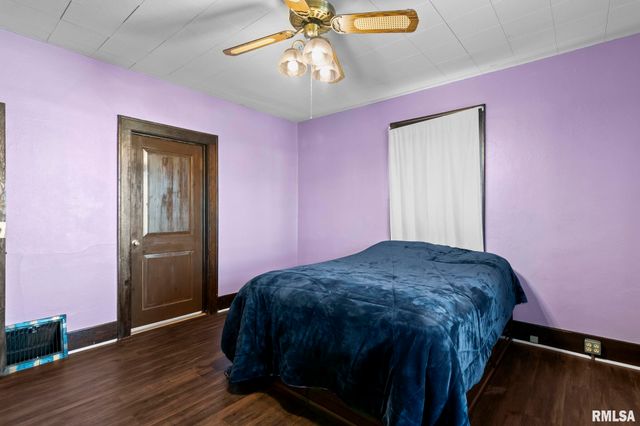 1711 S 5TH Street, Springfield, IL 62703