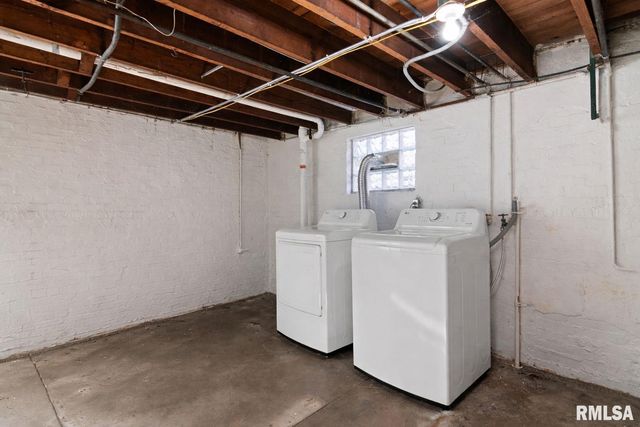 1711 S 5TH Street, Springfield, IL 62703