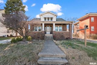 1711 S 5TH Street, Springfield, IL 62703