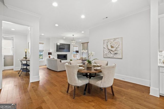 2043 Cambridge Avenue, Atlanta, GA 30337