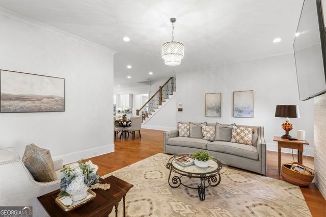 2043 Cambridge Avenue, Atlanta, GA 30337