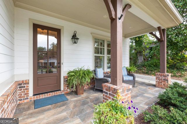 2043 Cambridge Avenue, Atlanta, GA 30337