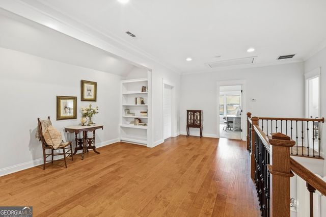 2043 Cambridge Avenue, Atlanta, GA 30337
