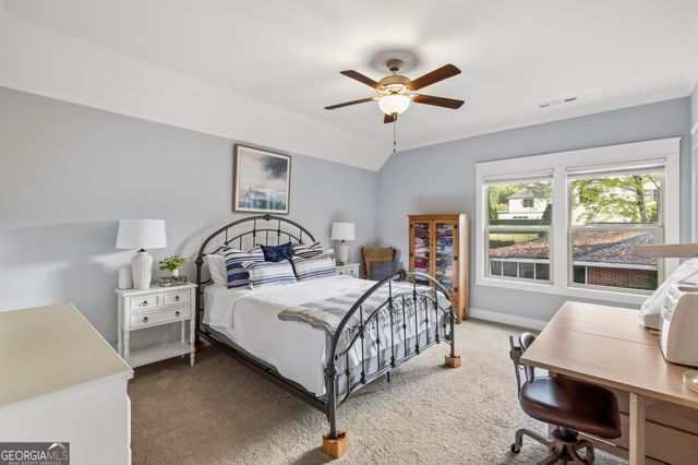 2043 Cambridge Avenue, Atlanta, GA 30337