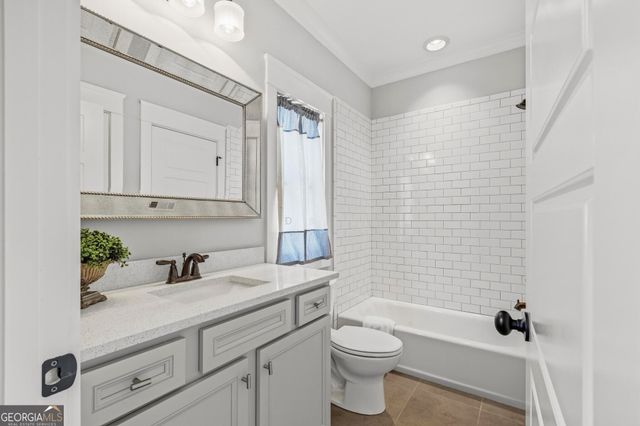 2043 Cambridge Avenue, Atlanta, GA 30337