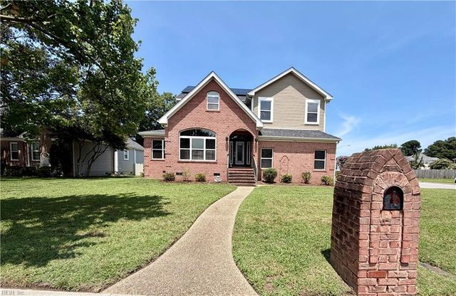 4616 Coral Reef LN, Virginia Beach, VA 23455