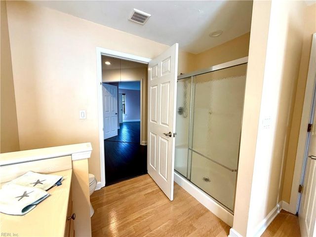 4616 Coral Reef LN, Virginia Beach, VA 23455