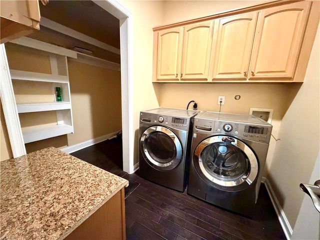 4616 Coral Reef LN, Virginia Beach, VA 23455