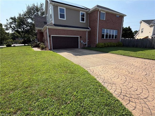 4616 Coral Reef LN, Virginia Beach, VA 23455